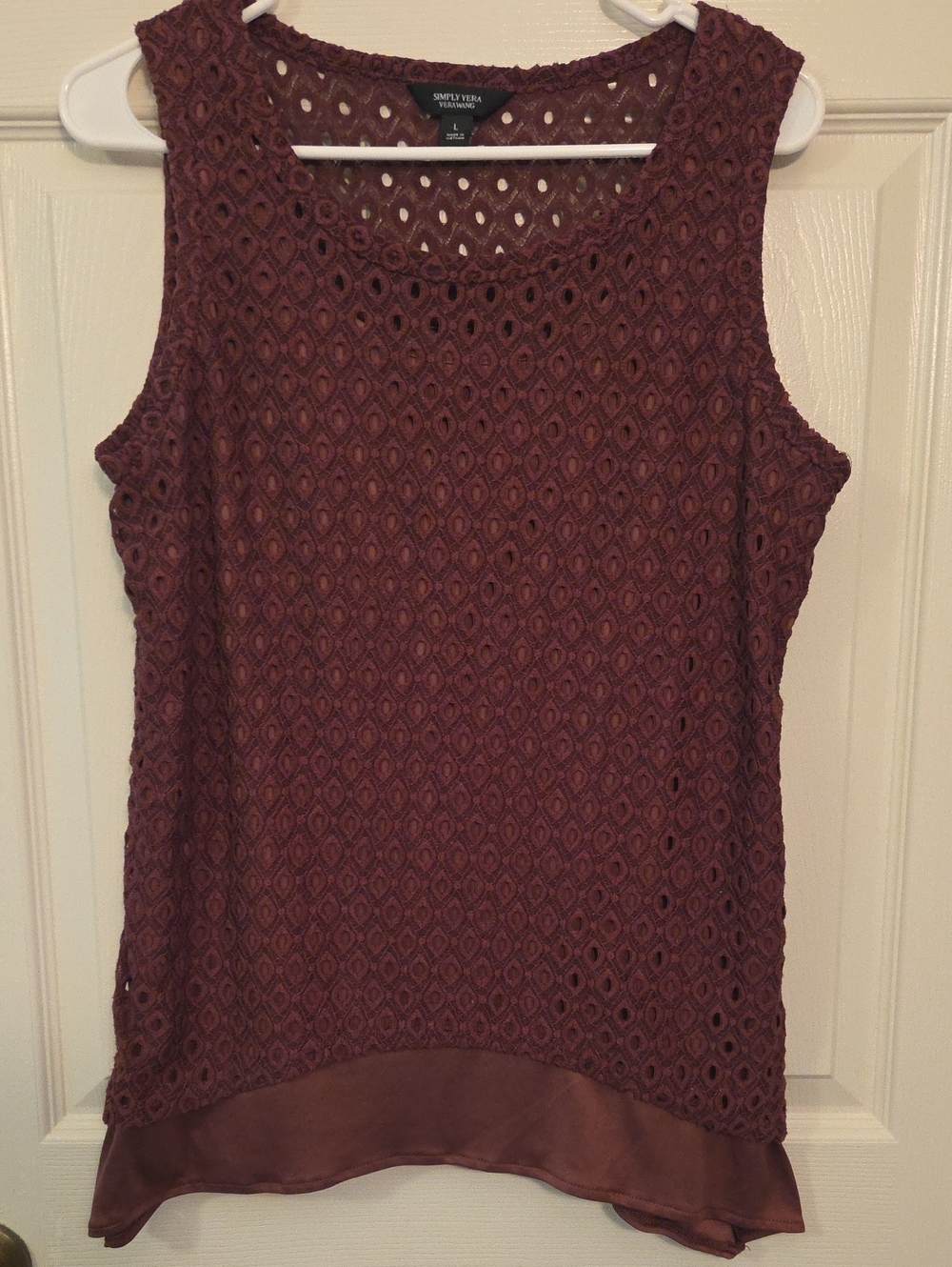 Simply Vera Vera Wang Burgundy Crochet Overlay Satin-Hem Top Size Large